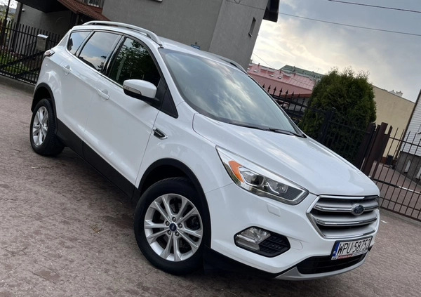 Ford Kuga cena 61700 przebieg: 198555, rok produkcji 2017 z Olsztynek małe 704